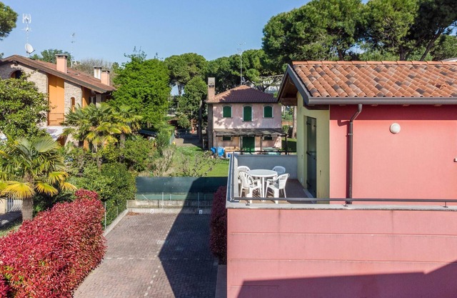 Apartment 'Piramidi 06' with Private Garden & Wi-Fi