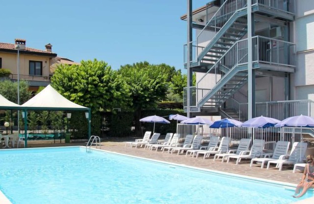 Apartment Poggio al Lago in Sirmione - 4 persons, 1 bedrooms