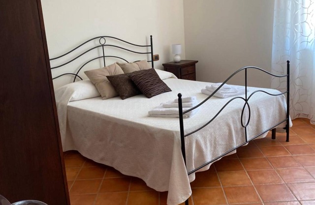 Apartment 'Quadrone Torre Salsa' with Sea View, Shared Terrace and Air Conditioning