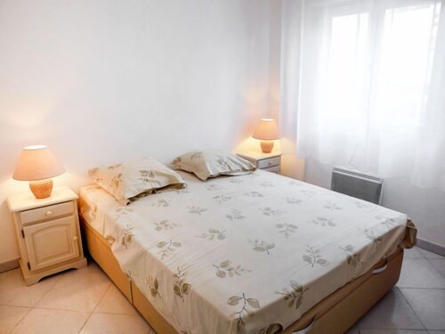 Apartment Résidence L'Amiral in Saint-Raphaël - 6 persons, 2 bedrooms