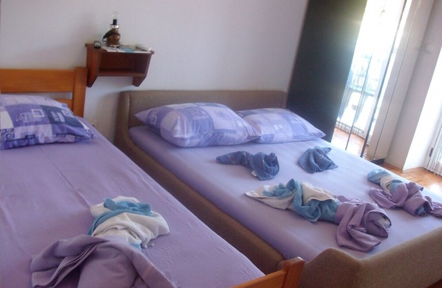 Apartment Riley - at the sea A2-Martino 2 (3) - Stomorska, Island Solta, Croatia