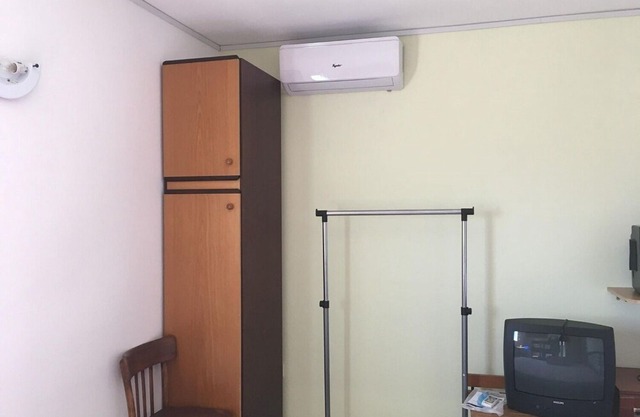 Apartment Rina - with pool : SA1(2) - Stomorska, Island Solta, Croatia