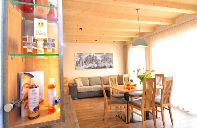 Apartment 'Rumlhof Radlsee Superior' with Mountain View, Shared Pool and Wi-Fi
