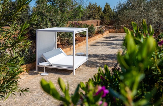 Apartment 'S Hort Can Capità Estudio Balcón 7' close to the Sea with Shared Pool & Wi-Fi