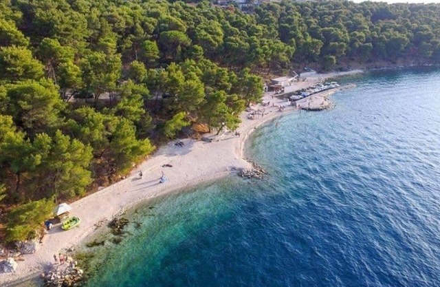Apartment Sandra - quiet & close to the beach: A5(2+2) - Okrug Donji, Island Ciovo, Croatia