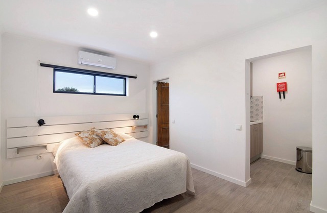 Apartment 'Seashel' with Shared Terrace, Wi-Fi and Air Conditioning