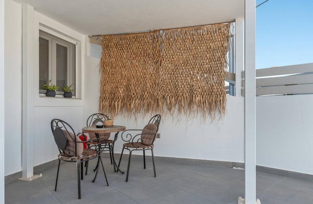Apartment 'Stampalia Luxury No 2' with Sea View, Wi-Fi and Air Conditioning