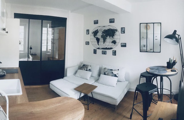 Apartment T2 full center Intra muros