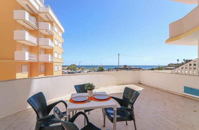 Apartment Torre Sol 107 - Vista Mar on the Beach with Garden & Balcony