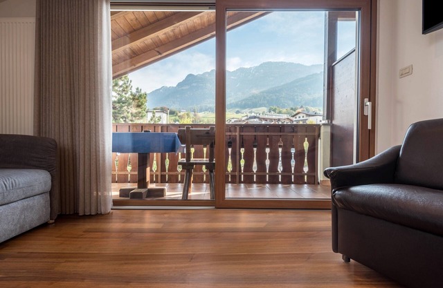 Apartment “Trocker Kastelruth 8” near Seiser Alm with Mountain View & Sauna