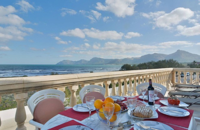Apartment 'Verge De Lluc 3' with Sea View, Wi-Fi and Air Conditioning