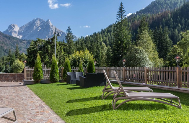 Apartment 'Villa Lory 6' with Mountain View, Shared Garden and Wi-Fi