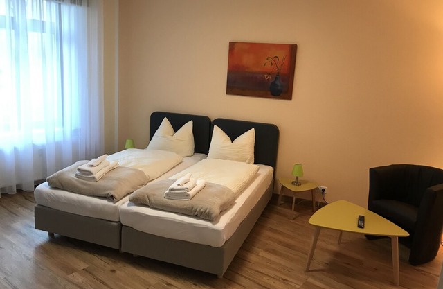Apartment with 3 bedrooms and balcony in the old town of Görlitz