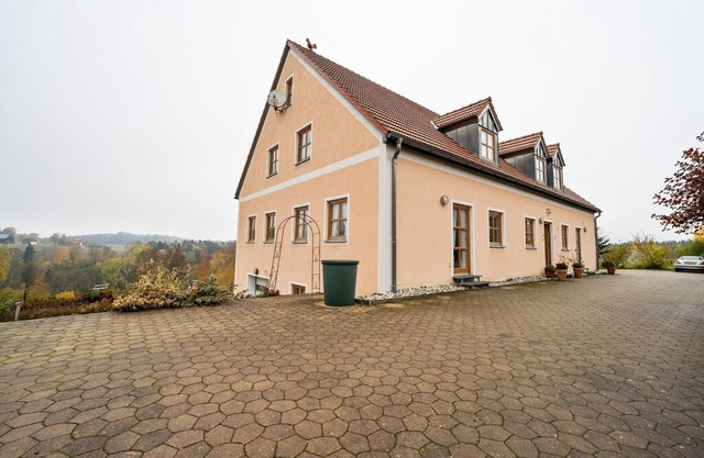 Apartment with all amenities, garden and sauna, located in a very tranquil area