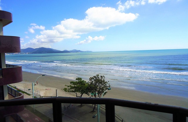 Apartment with beautiful sea view, for families of 8 people