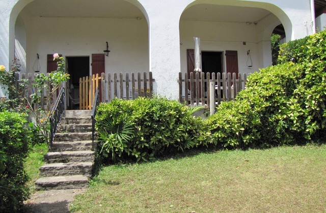 Apartment with covered terrace and independent garden in Saint Jean de Luz