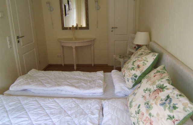 Apartment with garden, only 50 m from Seestrasse and dike