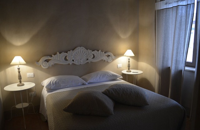 APARTMENT WITH POOL AND HANDLING IN AGRITURISMO