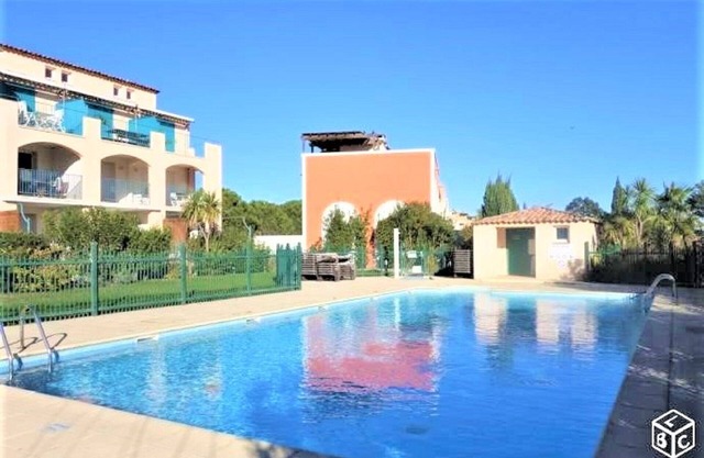 Apartment with Pool Port Grimaud, Côte d'Azur