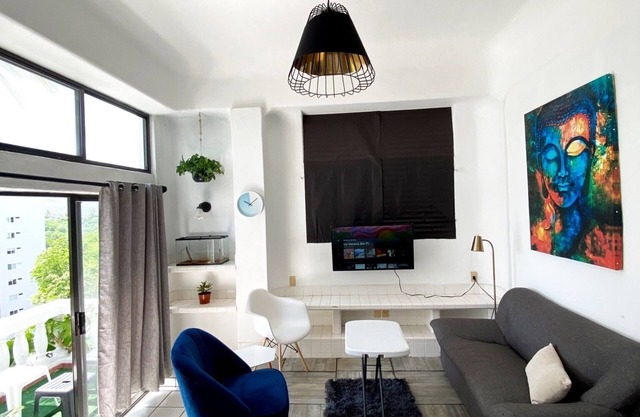 Apartment with sea view