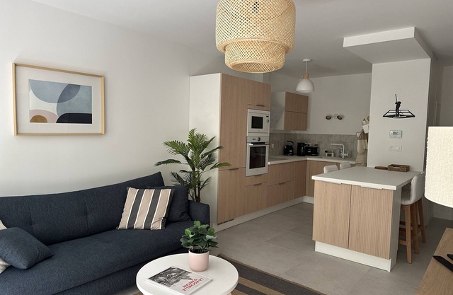 Apartment with terrace + private parking