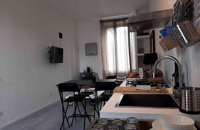 Apartment with terrace between Termini Station and Opera House