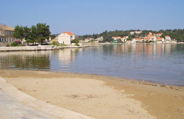 Apartments Željko, (8279), Lumbarda, hr