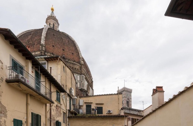 Apartments close to Duomo