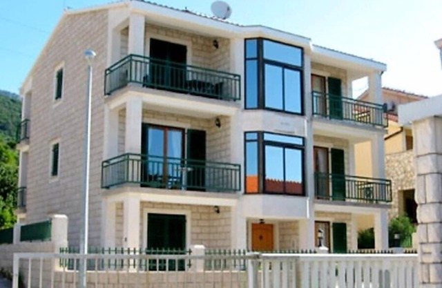 Apartments Desiree, (10141), Orebic, hr