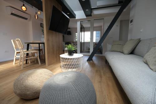 Apartments Emona FREE Parking & gym