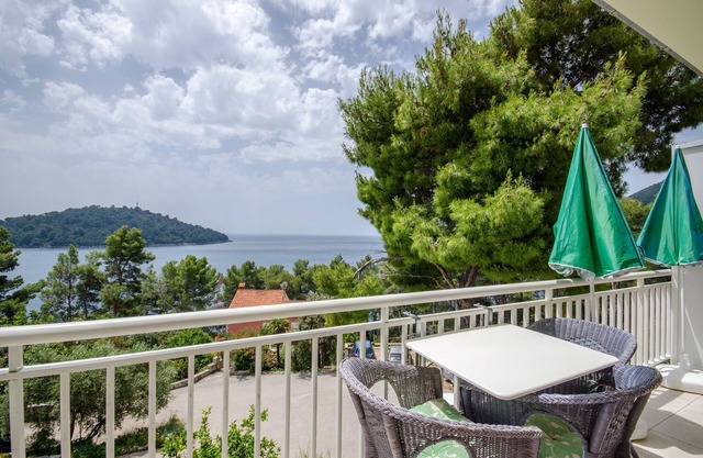 Apartments Marjan (51371-A1) - Brna - island Korcula
