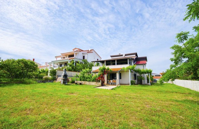 Apartments Ivan