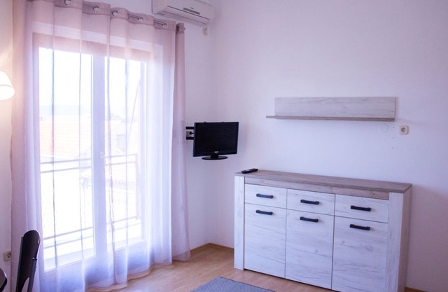 Apartments Ivo 1728 / Studio A2