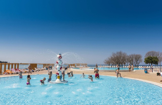 Apartments Katoro Plava Laguna
