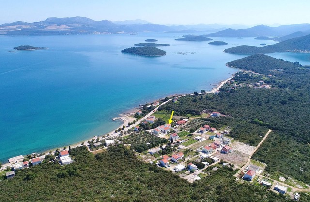 Apartments Lemeš - Two Bedroom Apartment with Balcony and Sea View Ap1