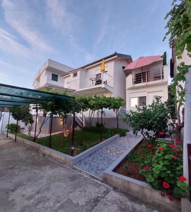 Apartments Marina