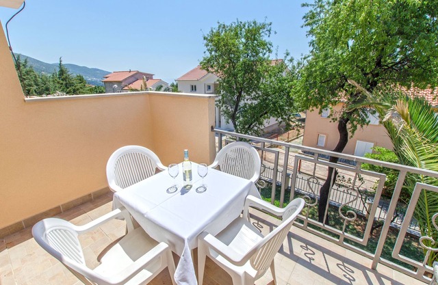 Apartments Meridiana 1 (53241-A4) - Orebic
