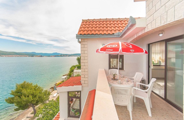 Apartments Nataša (32351-A3) - Okrug Donji (Ciovo)