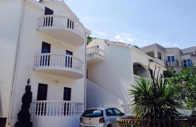 Apartments Svorcan