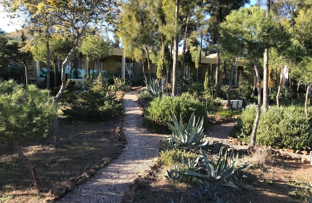Apartments with hotel service in a rural setting,na connection with nature