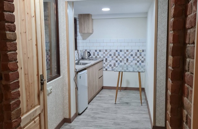ApartTen 2 BR Apt
