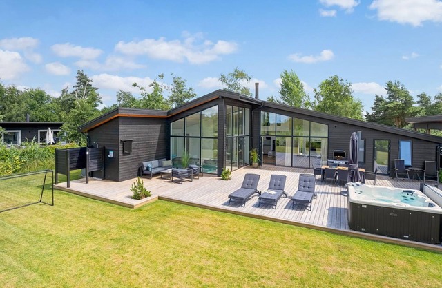 "Apelone" - 900m from the sea by Interhome