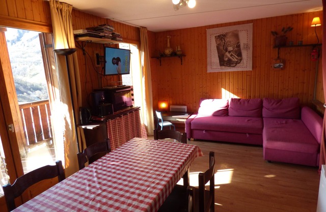Appart 7 pers au ski, 3*, Saint Jean d'Arves - Les Sybelles - Swimming pool