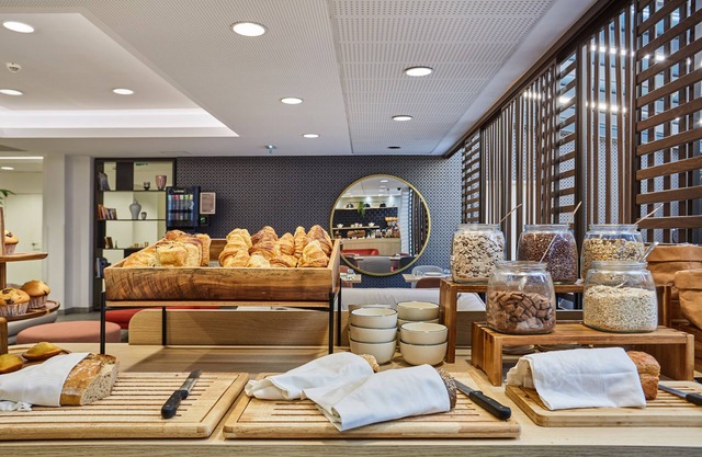 Appart Hotel Odalys City Paris Montmartre
