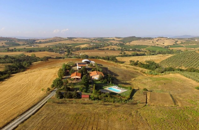 "Appartamento 5 - La Poiana" with Pool, Terrace & Wi-Fi