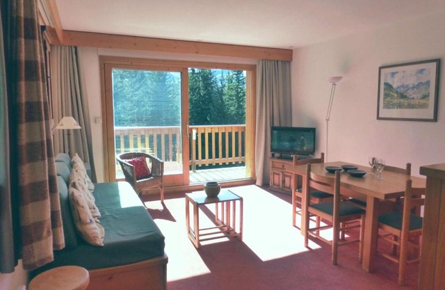Appartement 2 pièces + cabine pour 6 pers, Méribel Altiport, pied des pistes et golf, parking inclus - FR-1-411-9
