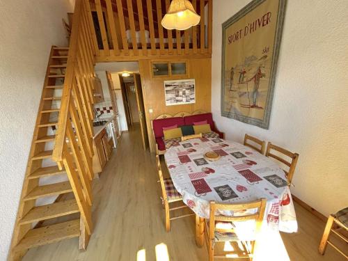 Appartement 2 pièces cabine 8 personnes, balcon sud, central aux Saisies - FR-1-594-50