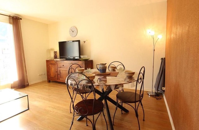 Appartement 2 pièces cabine avec balcon, parking, animaux admis, Wi-Fi - FR-1-313-195