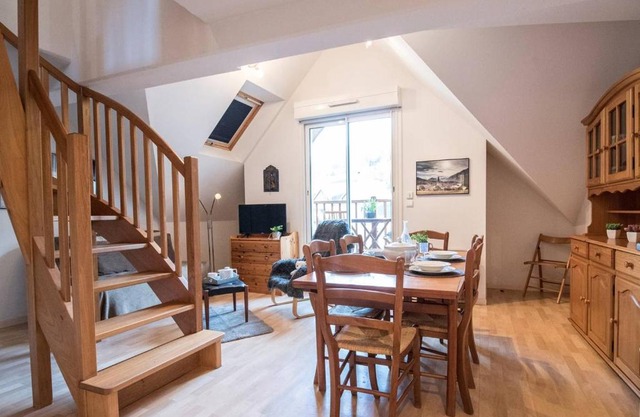 Appartement Centre Saint-Lary avec Balcon, Parking et Proximité Commerces 6 pers - FR-1-296-382