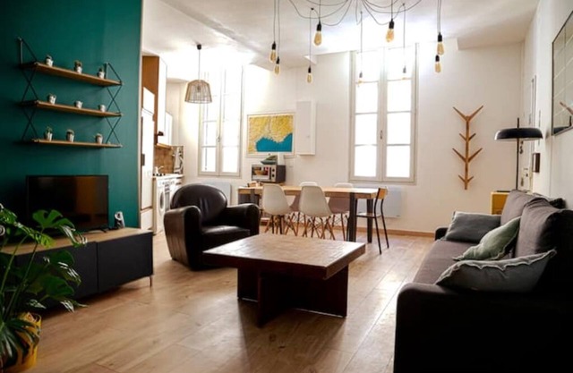 Appartement Dans le Quartier Touristique Saintroch